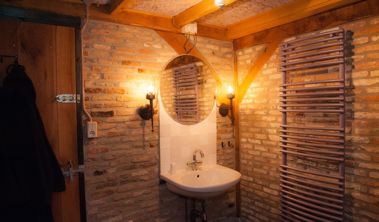 cottage restroom